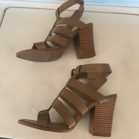 American Eagle Outfitters Shoes - Shoes nude color size 8 New